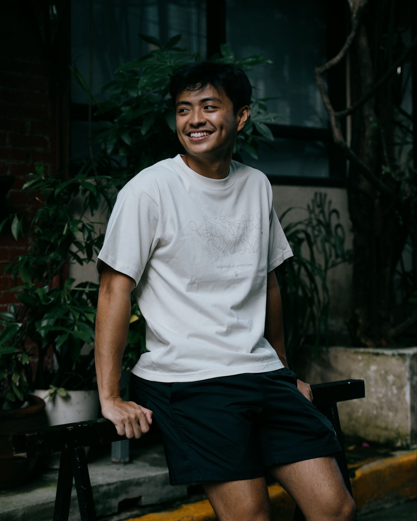 Different Folks Tee (Off White)